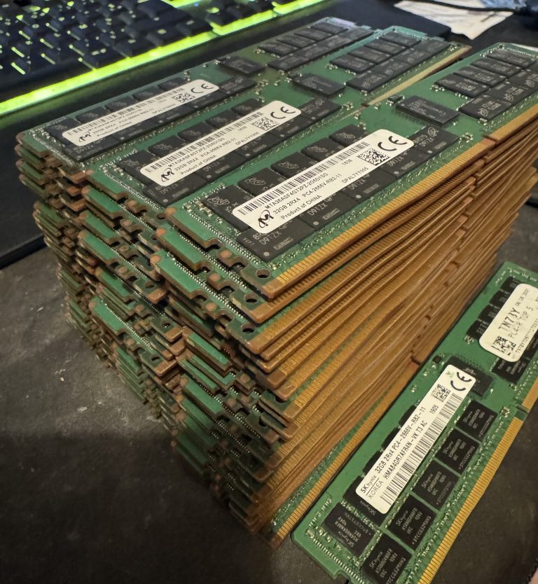 Guide complet sur les différents types de ram. ECC, RDIMM, LRDIMM, DDR4, UDIMM, EUDIMM… Kesako!?